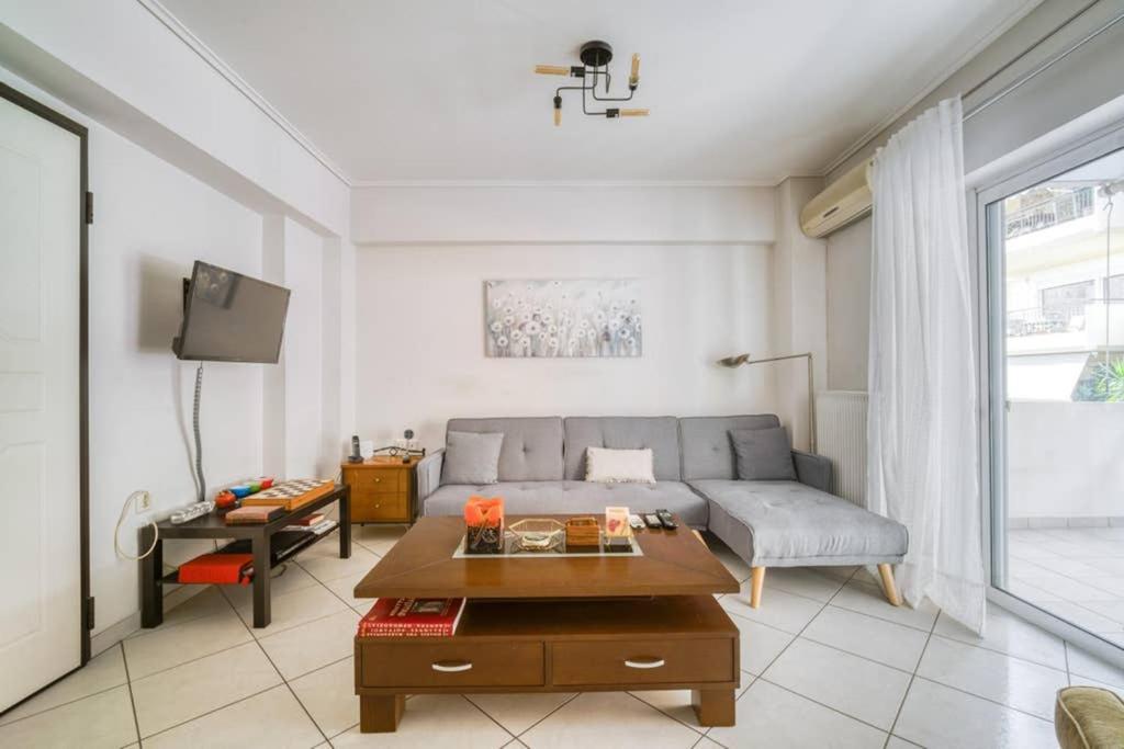 Spacious Family Flat Near Parthenon Free Parking Athens Ngoại thất bức ảnh