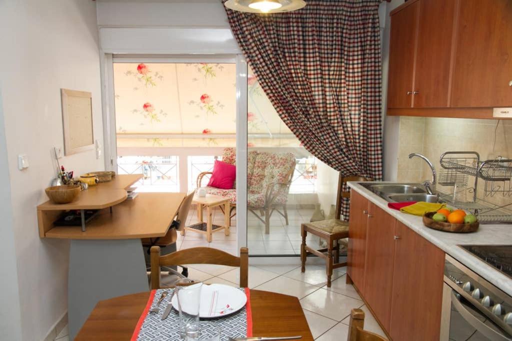Spacious Family Flat Near Parthenon Free Parking Athens Ngoại thất bức ảnh
