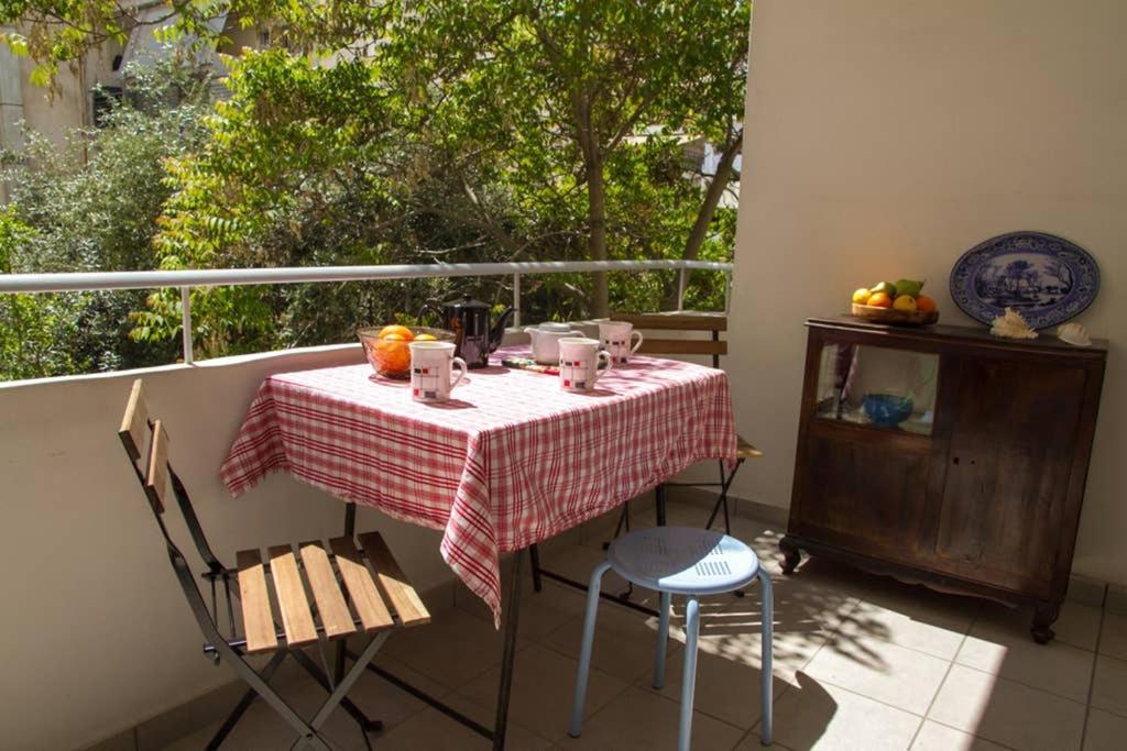 Spacious Family Flat Near Parthenon Free Parking Athens Ngoại thất bức ảnh